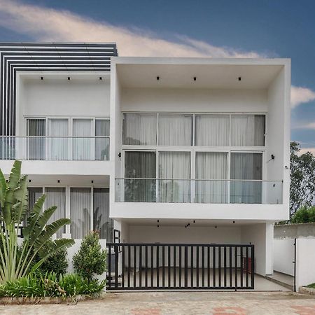 Celestial Sapphire Villa Pvt Pool Veg Food 4Bhk Dod Ballapur Exterior photo